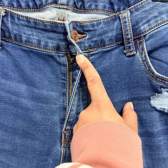 Maurices Mid Rise Skinny Jeans Womens 16W Distressed Stretch Blue Denim Plus Siz - Picture 4 of 12